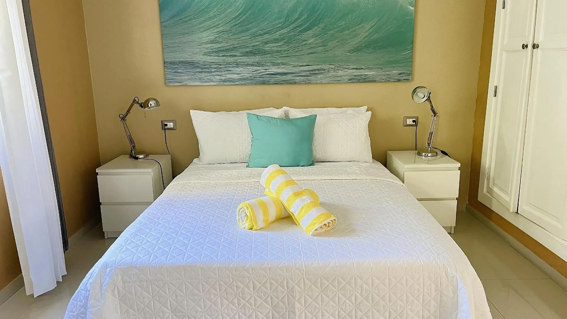 Beautiful Orquidea 2Br Apartment - Walk To Playa Bavaro, El Cortecito