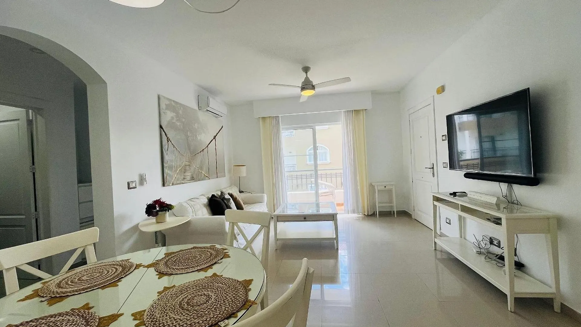 Beautiful Orquidea 2Br Apartment - Walk To Playa Bavaro, El Cortecito